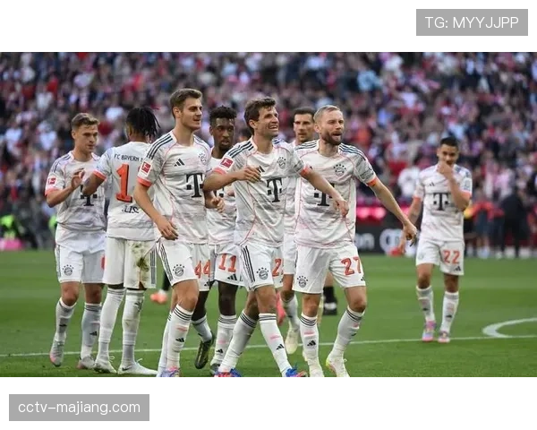 纪录之夜：穆勒完成第500场德甲出场，俱乐部为其举办简短仪式